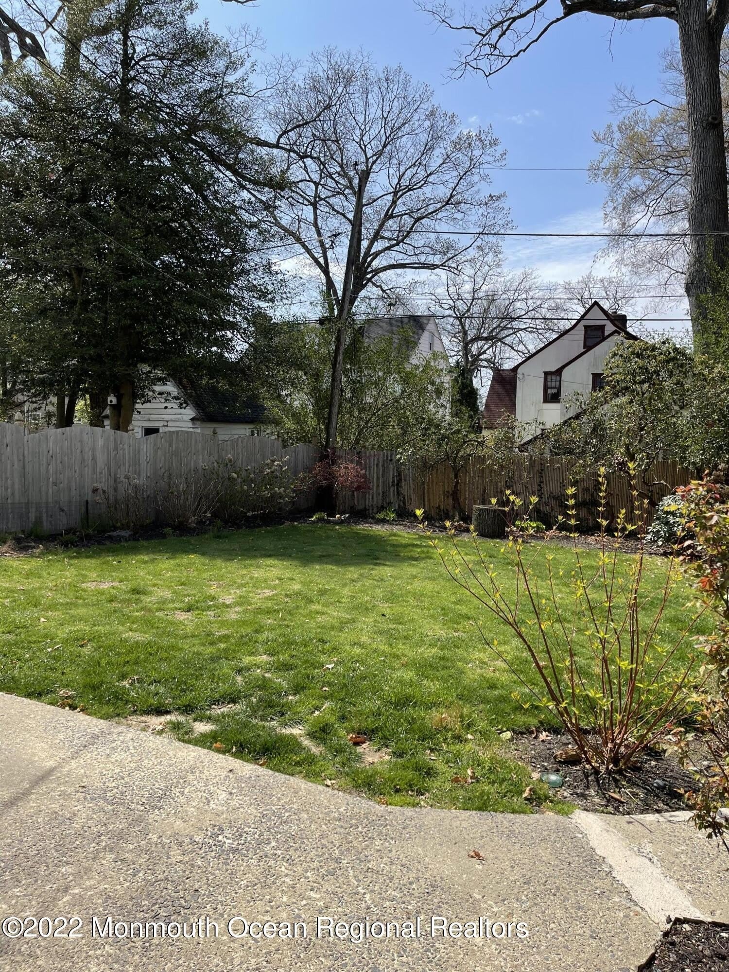 510 Blanchard Parkway – photo 5