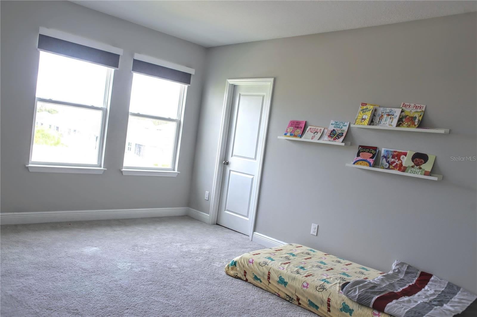 2471 WARREN ACRES Boulevard – photo 5
