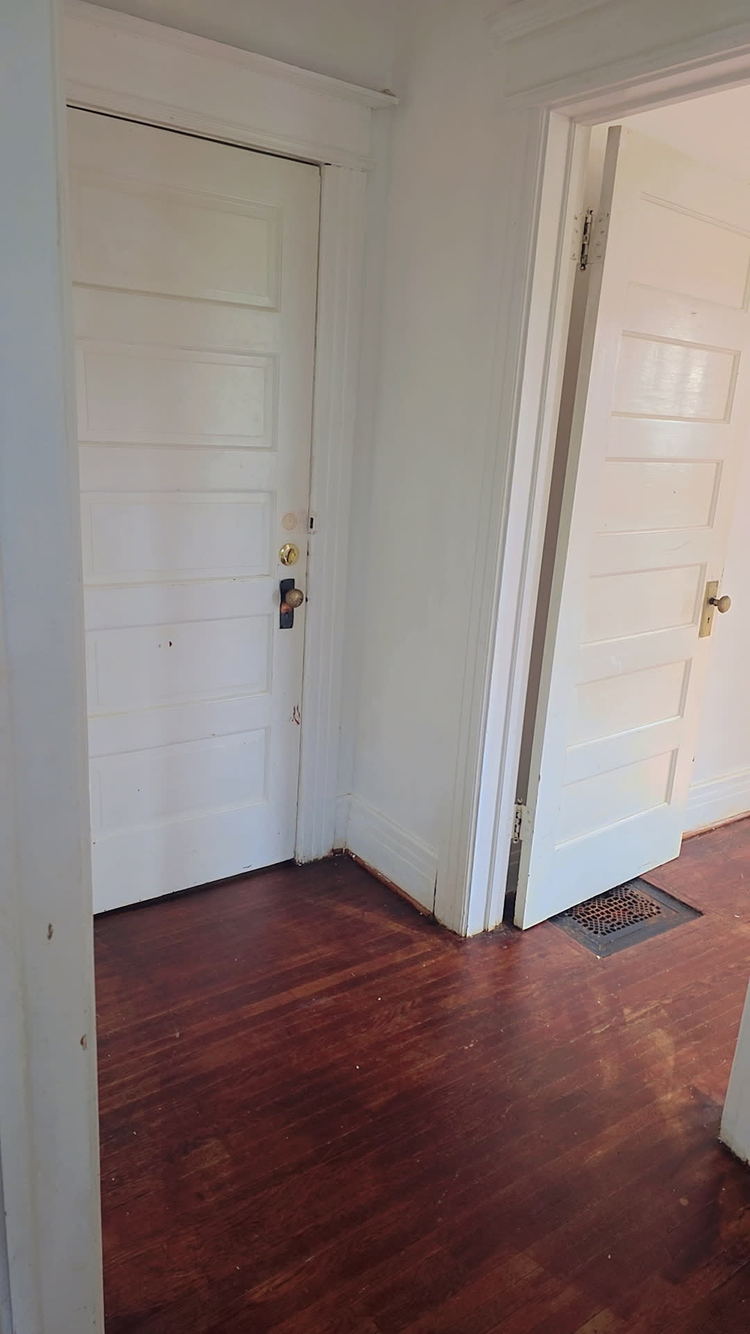 414 Douglas – photo 4