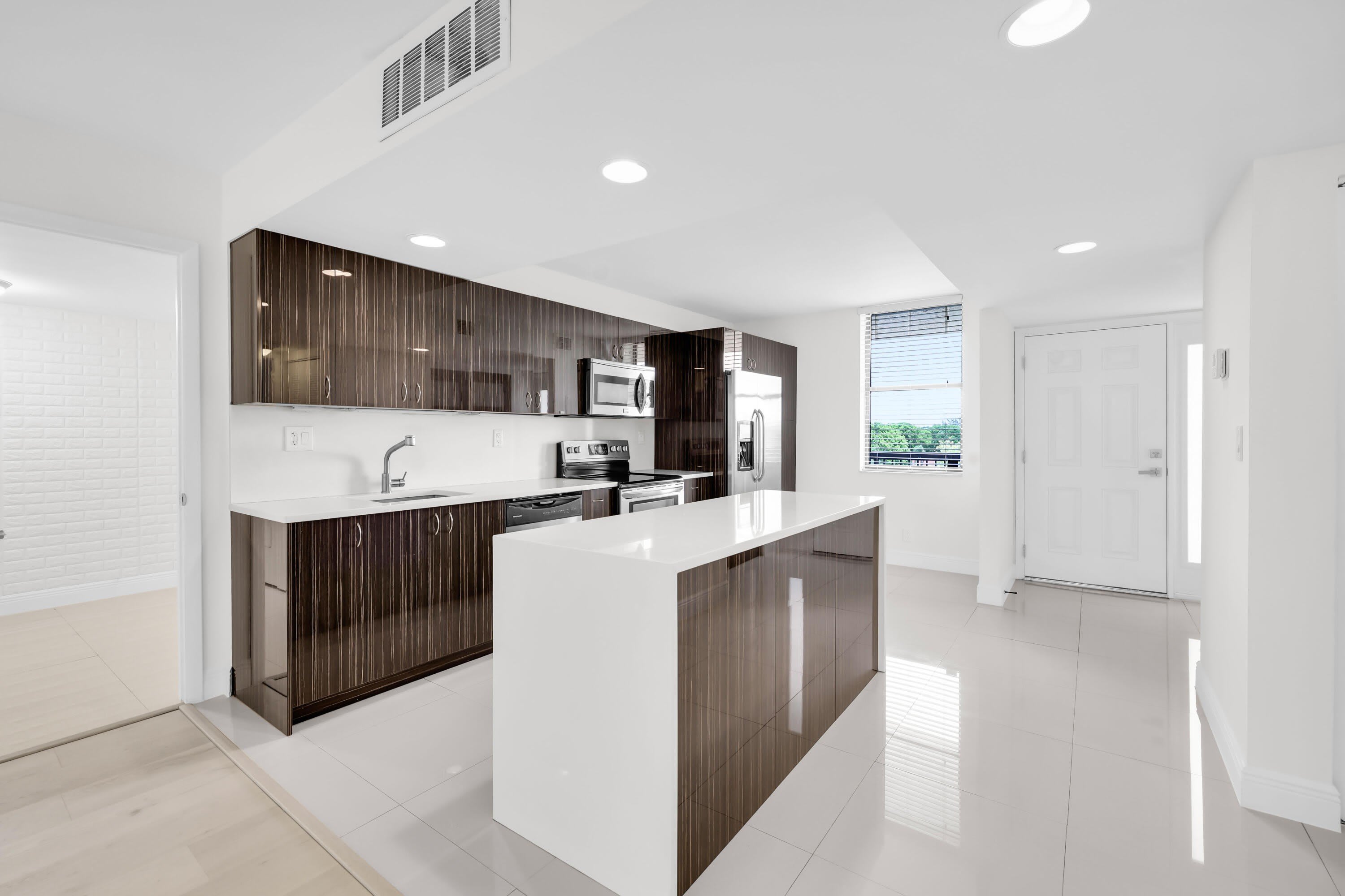 2768 Carambola Circle S – photo 5