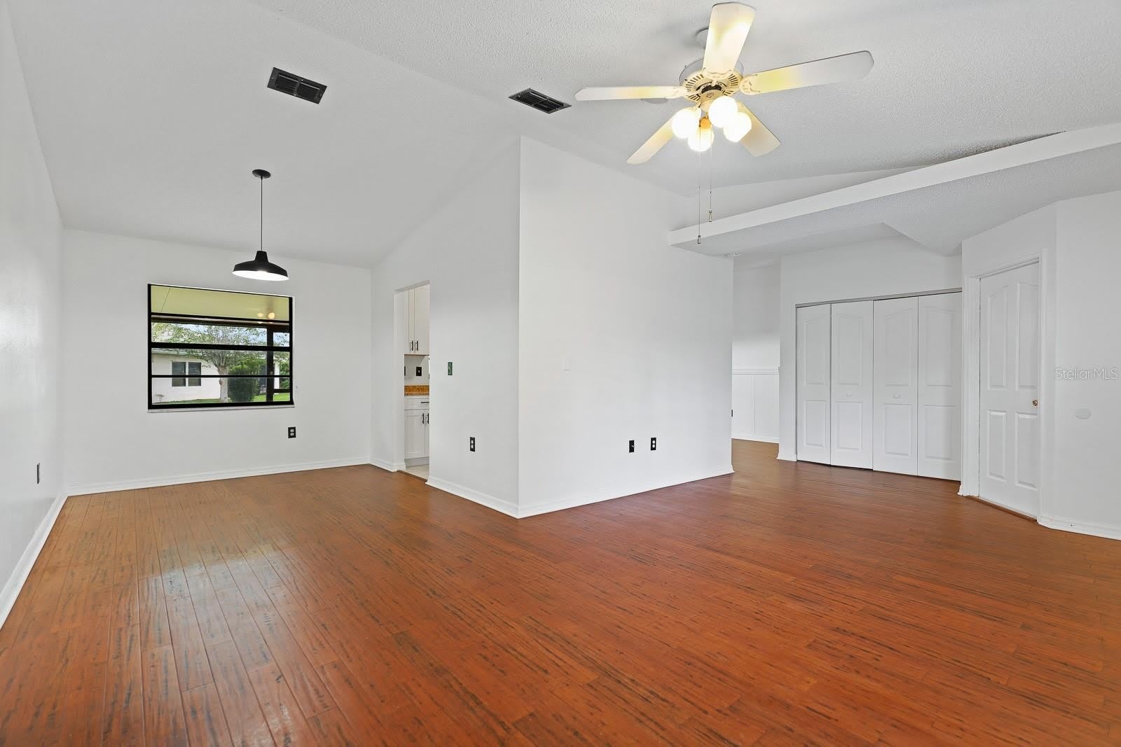 6346 SILVER OAKS Drive – photo 3