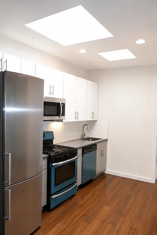 1108 Rogers Avenue – photo 5