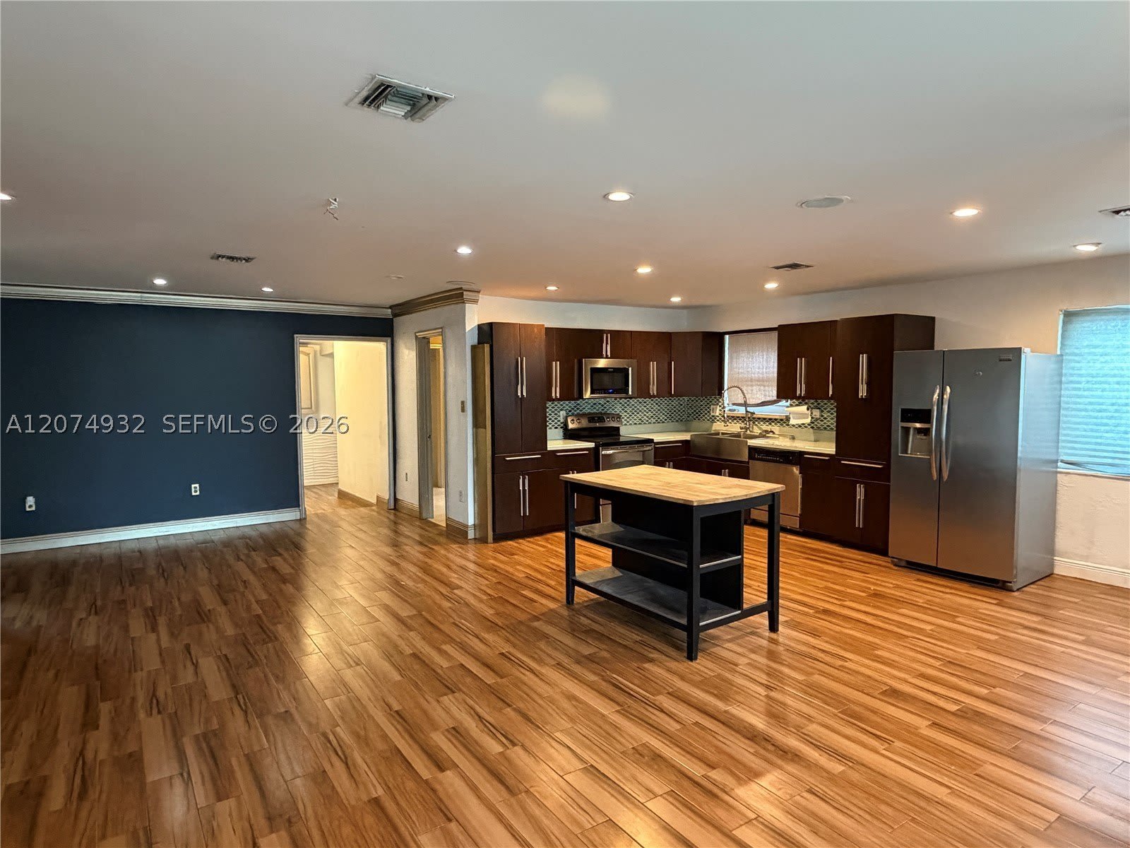 56 Nw 39Th St – photo 3