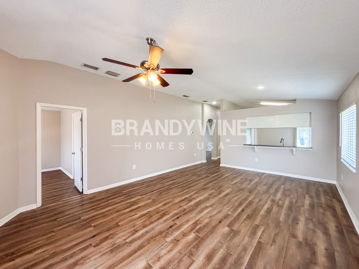 11750 Lynmoor Drive – photo 4