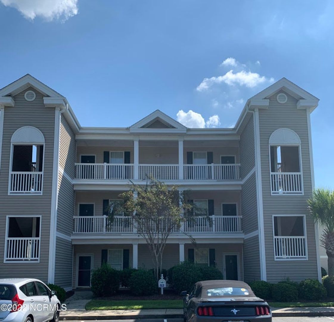 500 Off 1St Month S Rent Pet Friendly No Application Fee For Approved Applicant New Price Reduction Don T Miss Out On This Opportunity In Beautiful Sandpiper Bay – photo 2