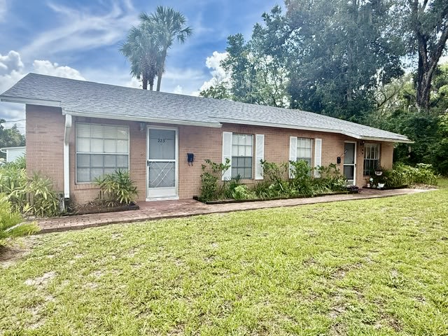 223 North Adelle Avenue – photo 2