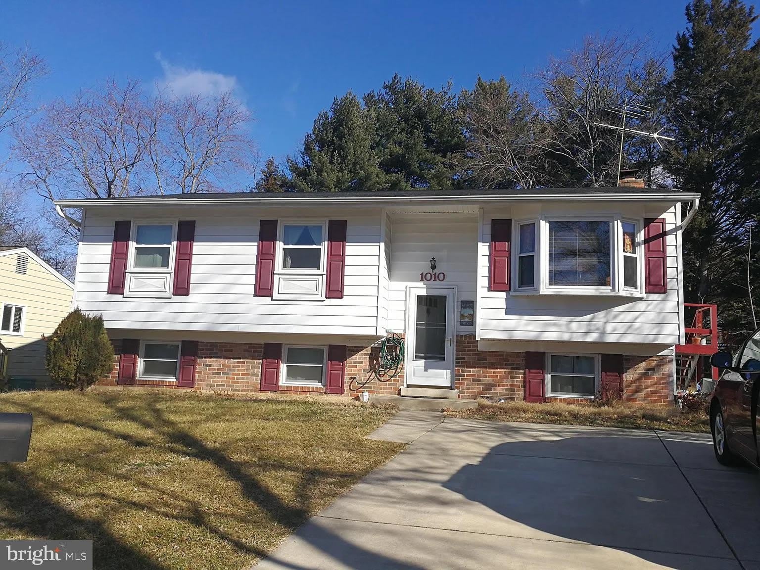 1010 JULIAN Place – photo 2