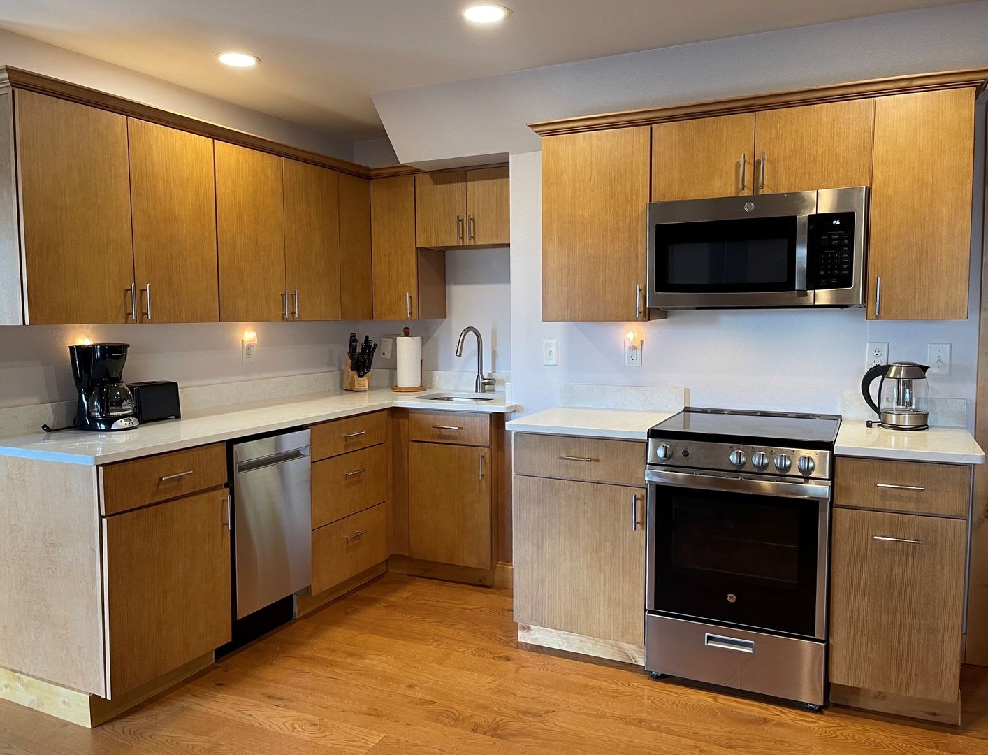 Cozy 1 Bed/1 Bath – photo 2