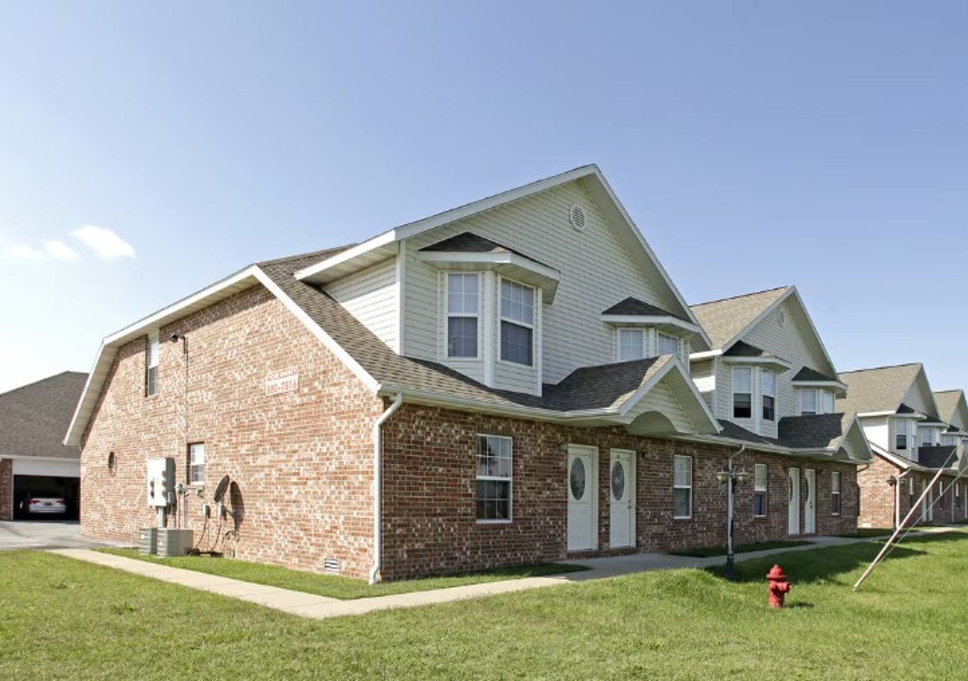 Capri Townhomes – photo 1