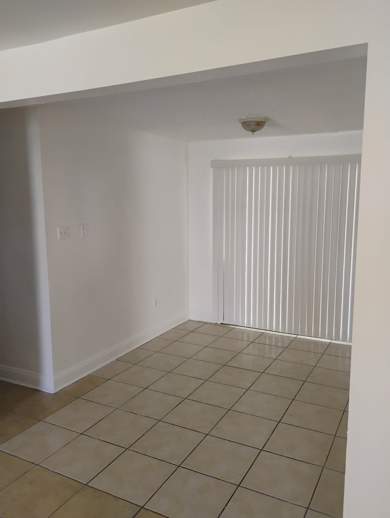 4811 Lancelot Dr – photo 3