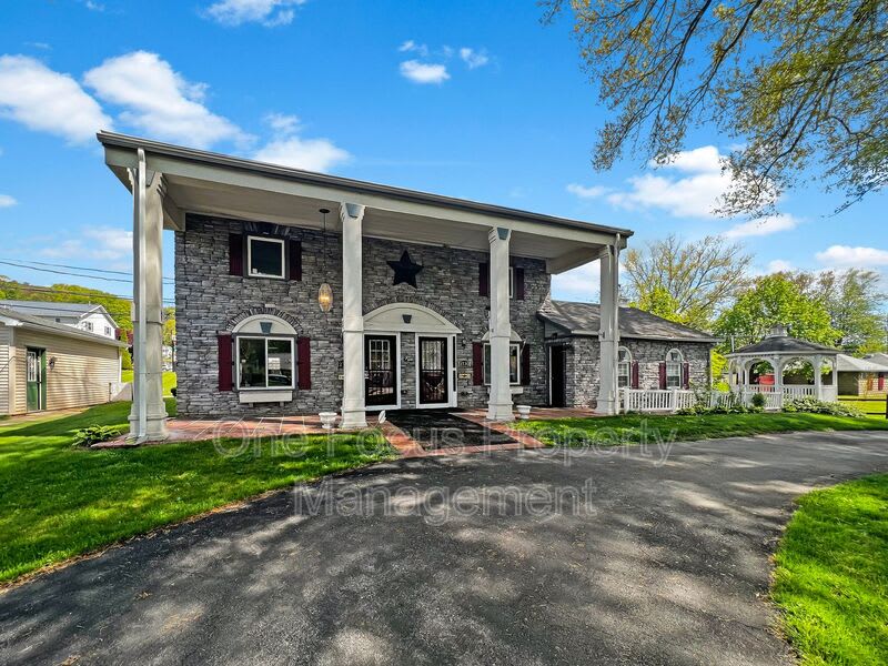 2734 Dove Street – photo 1