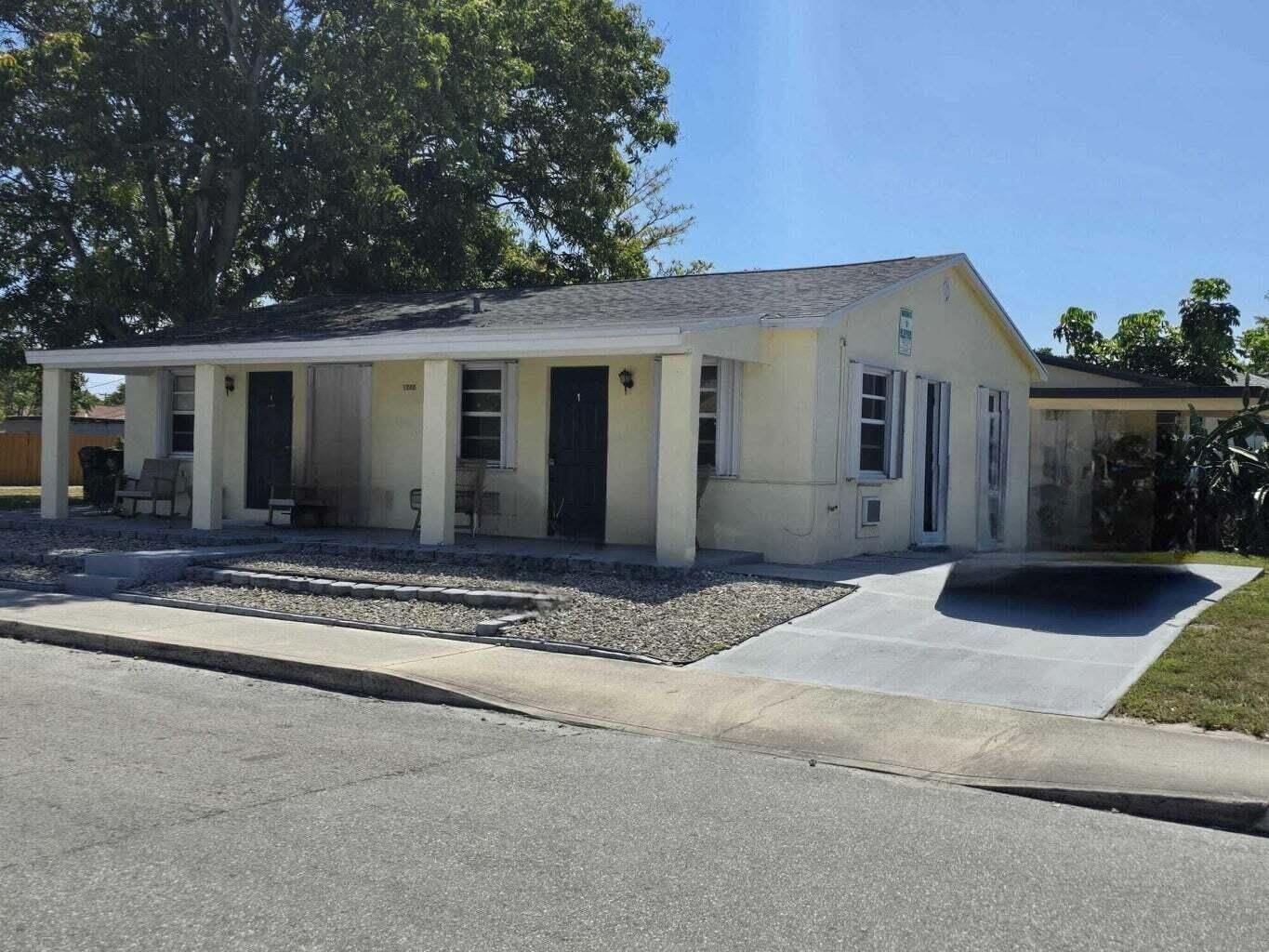 1202 S M Street – photo 2