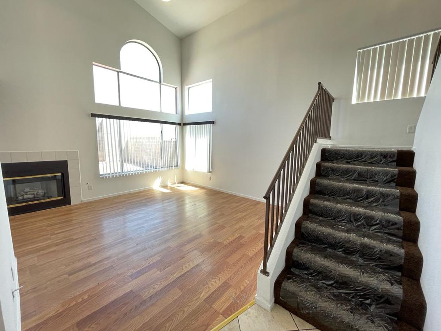 Beautiful 3 bed 2.5 bathroom home – photo 2