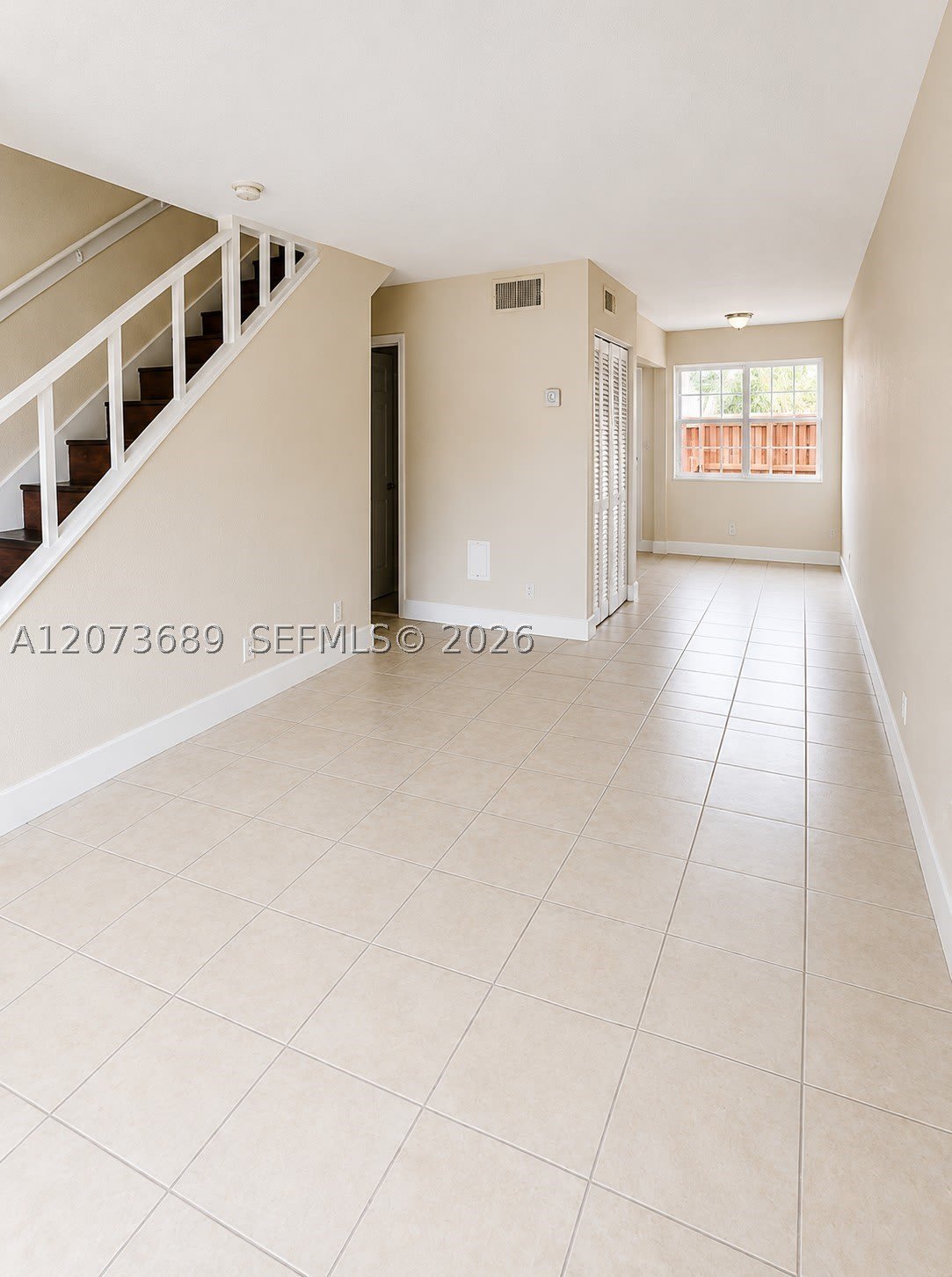 4601 NW 9th Dr – photo 2