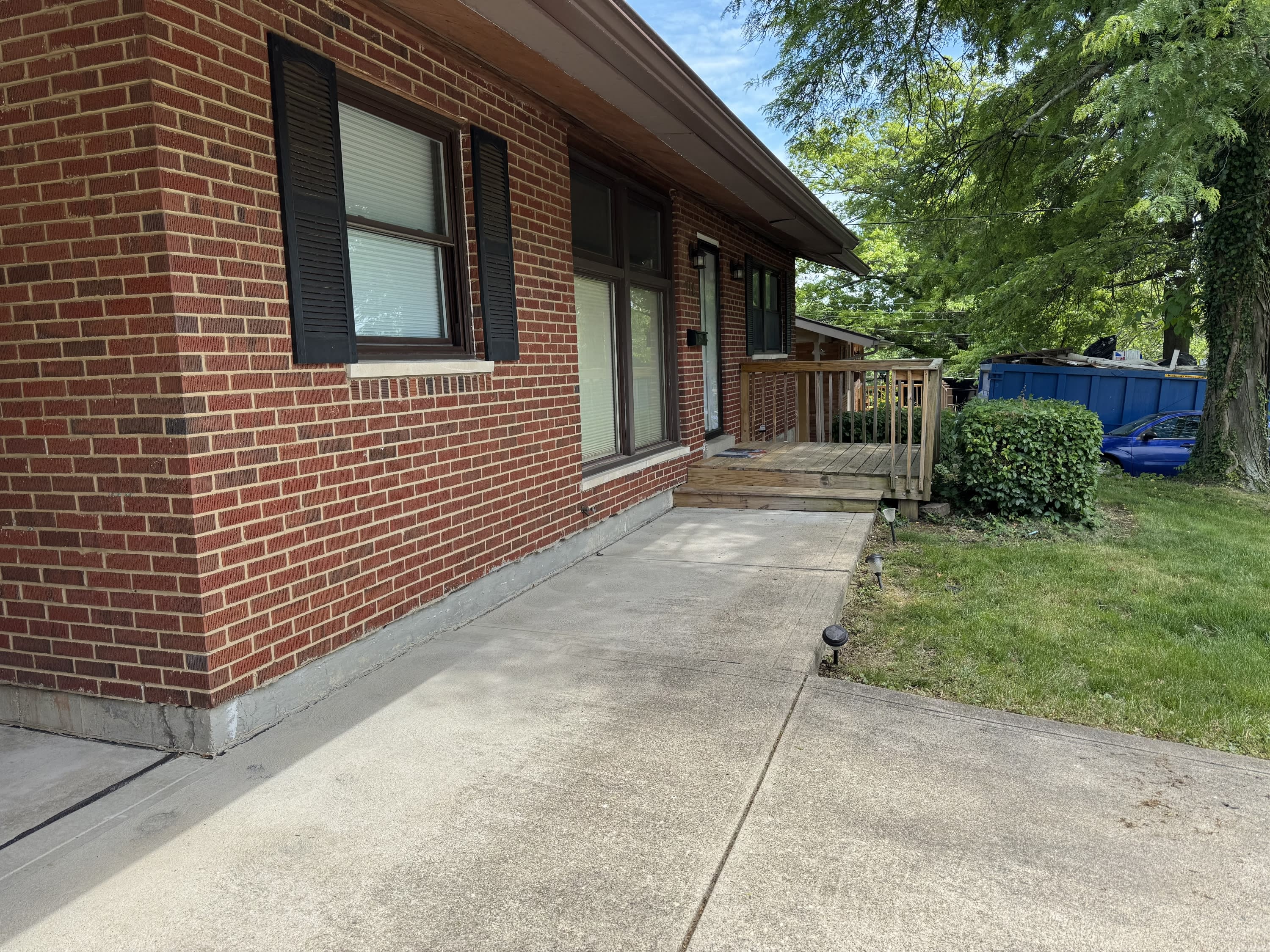 716 Cranford Drive – photo 3
