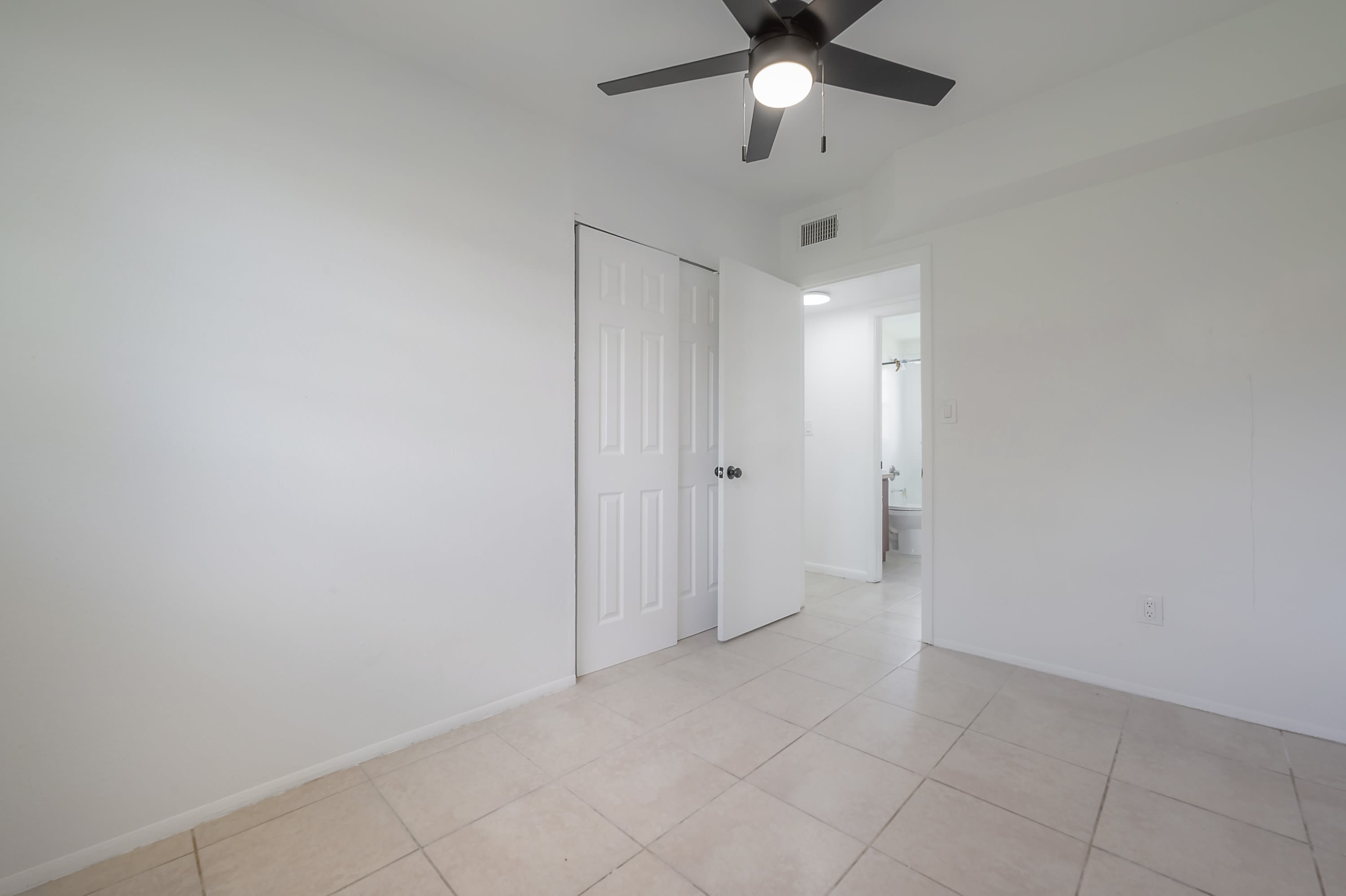 4710 S. 87th St. – photo 4