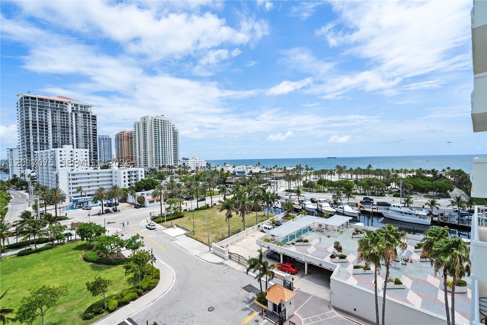 1 Las Olas Cir – photo 2
