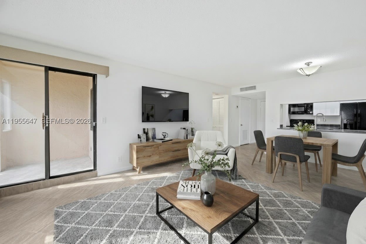 10001 W Atlantic Blvd – photo 4
