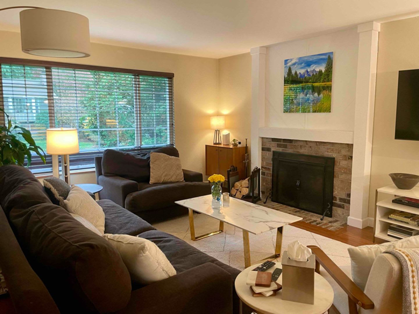 Lovely Kirkland House Ready For Someone To Make It A Home – photo 4
