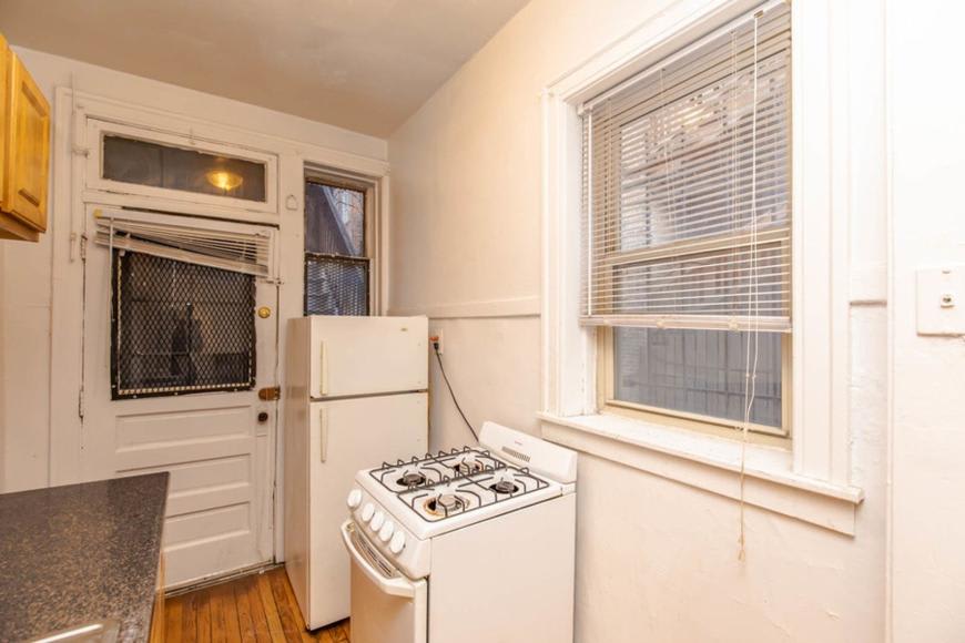 1333 West Touhy Ave. – photo 4