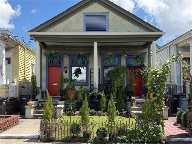 4049 ULLOA Street – photo 1