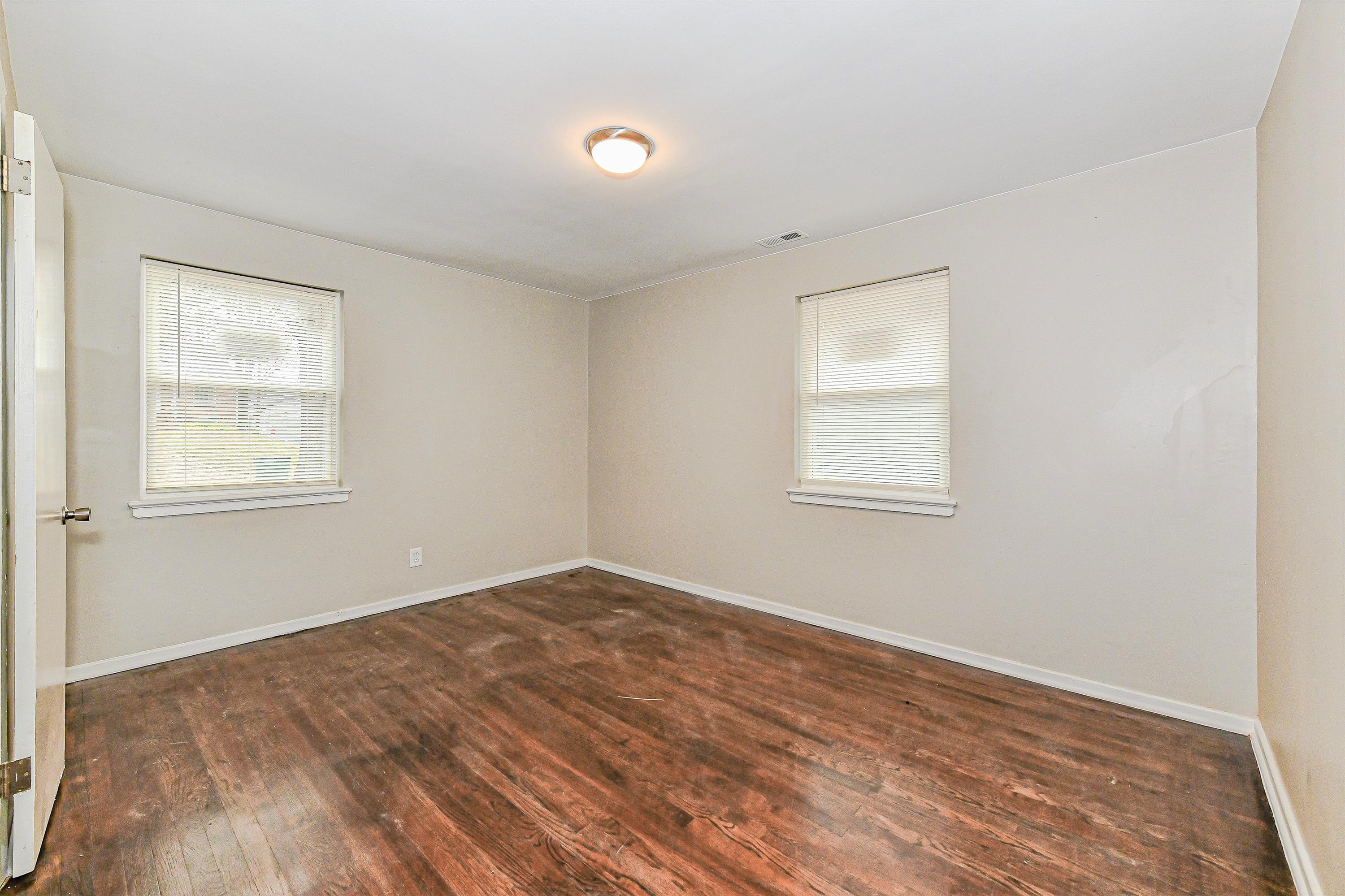 3458 Washburn Avenue – photo 3