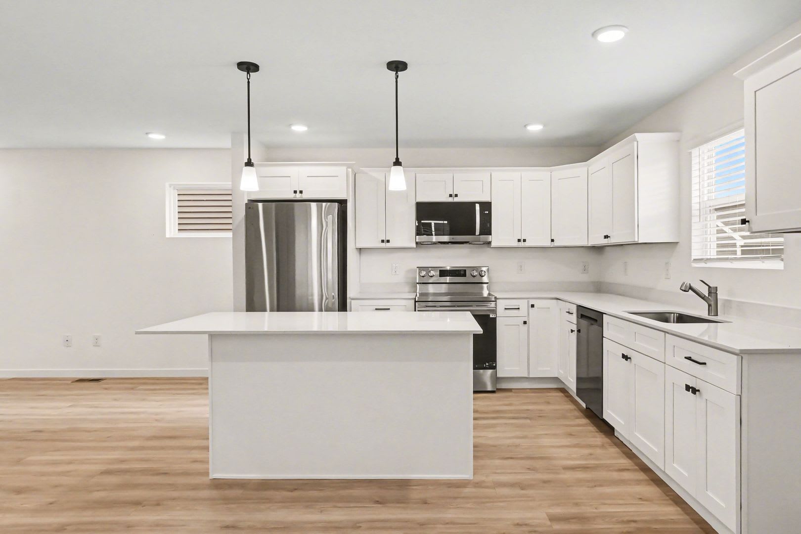 2127 Austin Street – photo 5