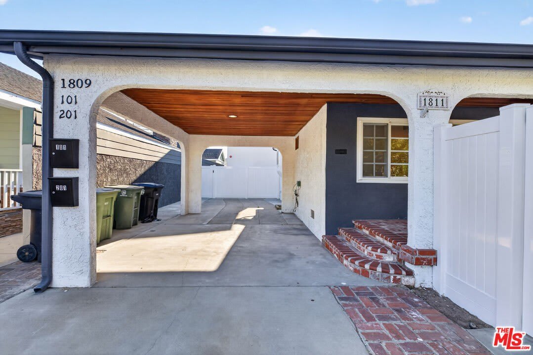 1809 N Avon St – photo 2