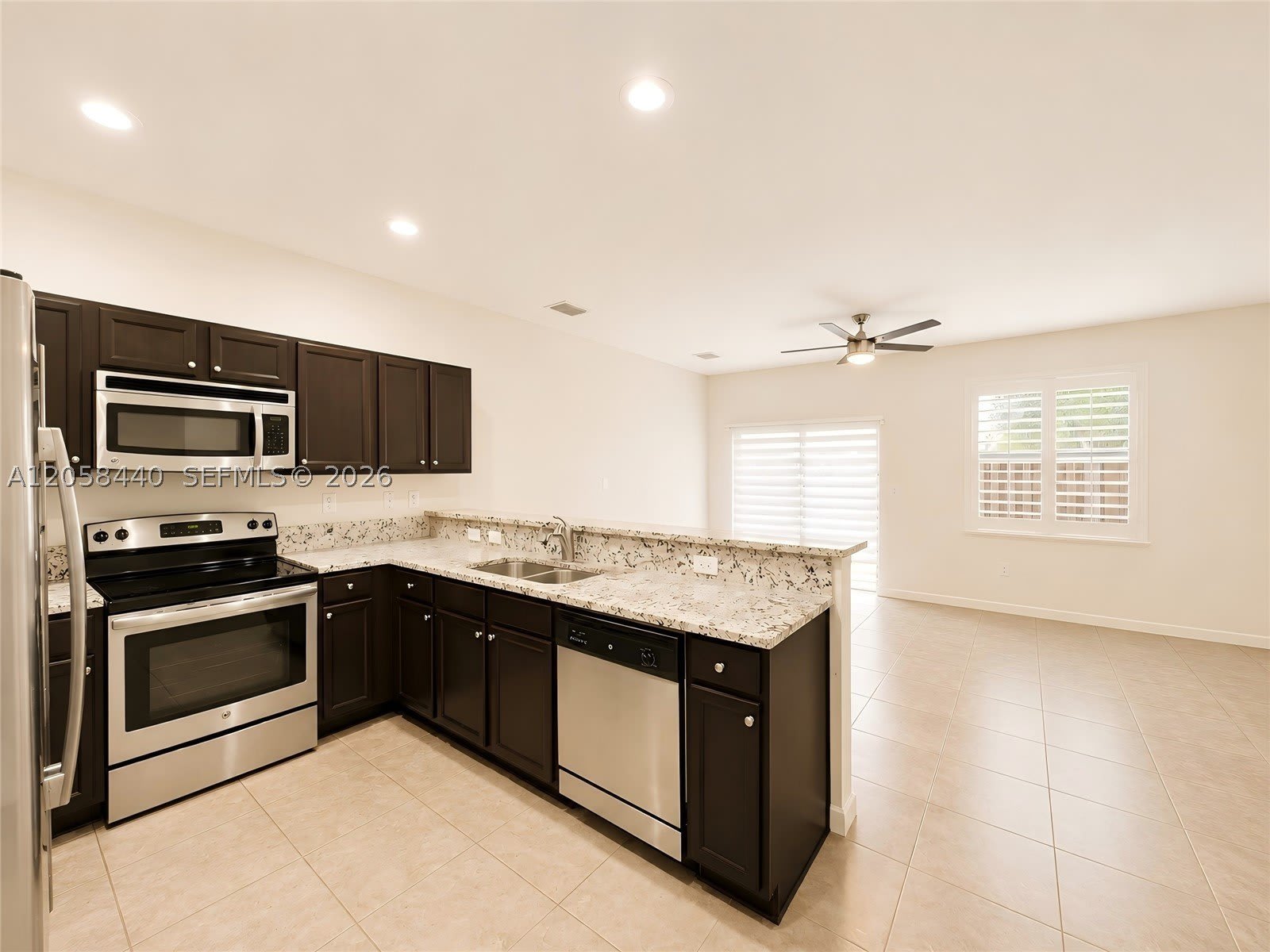11362 SW 151st Ave – photo 4