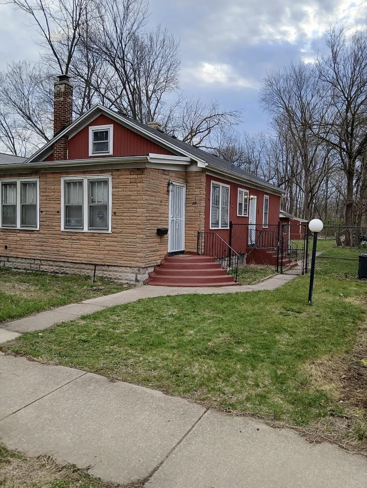 373 S Hamilton Street – photo 1