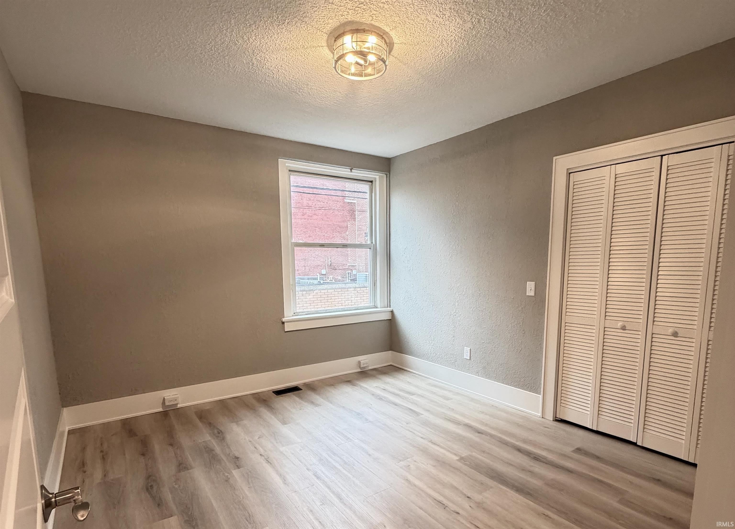 112 E Center Street – photo 3