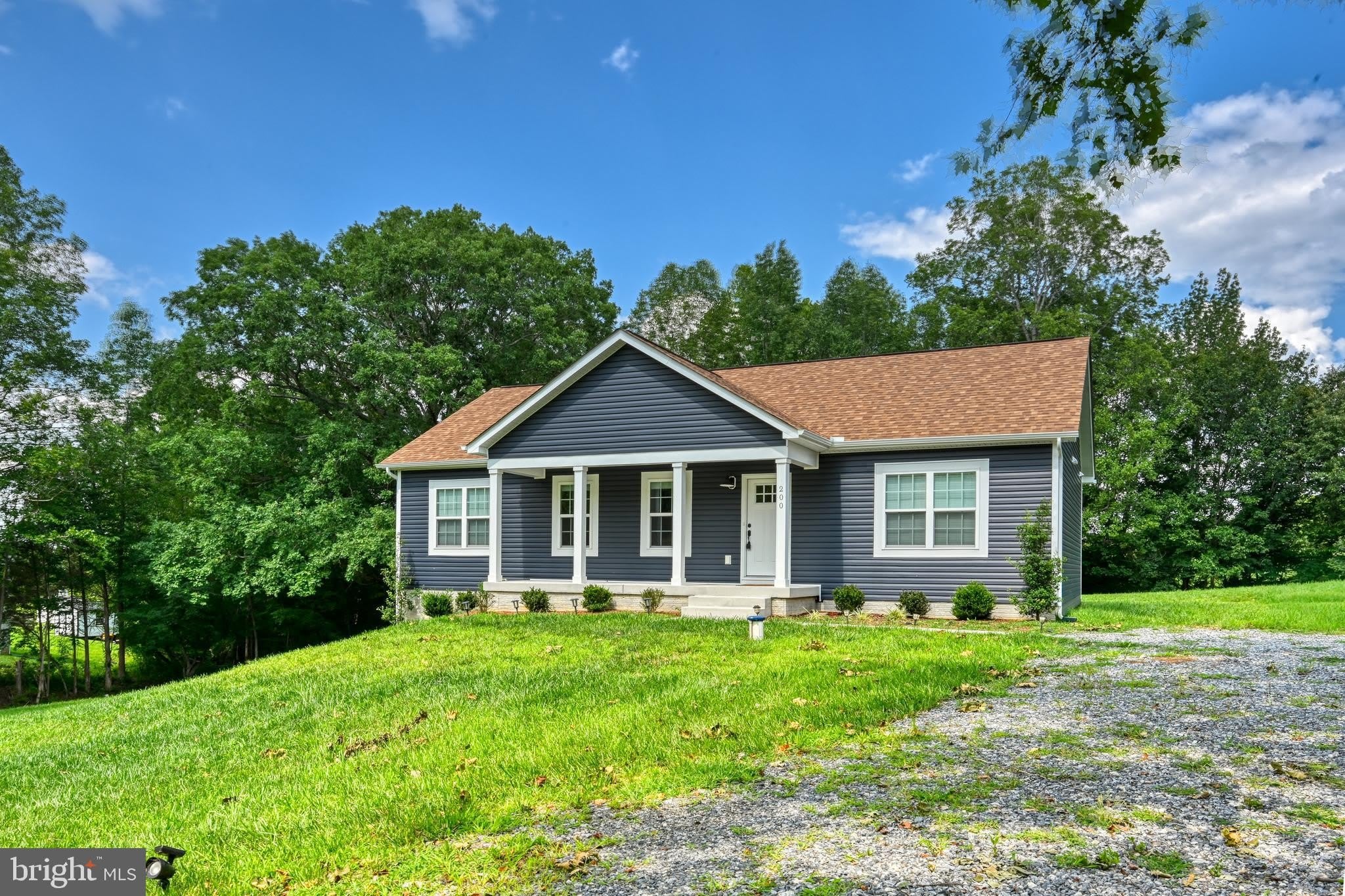 200 SECLUSION SHORES Drive – photo 3