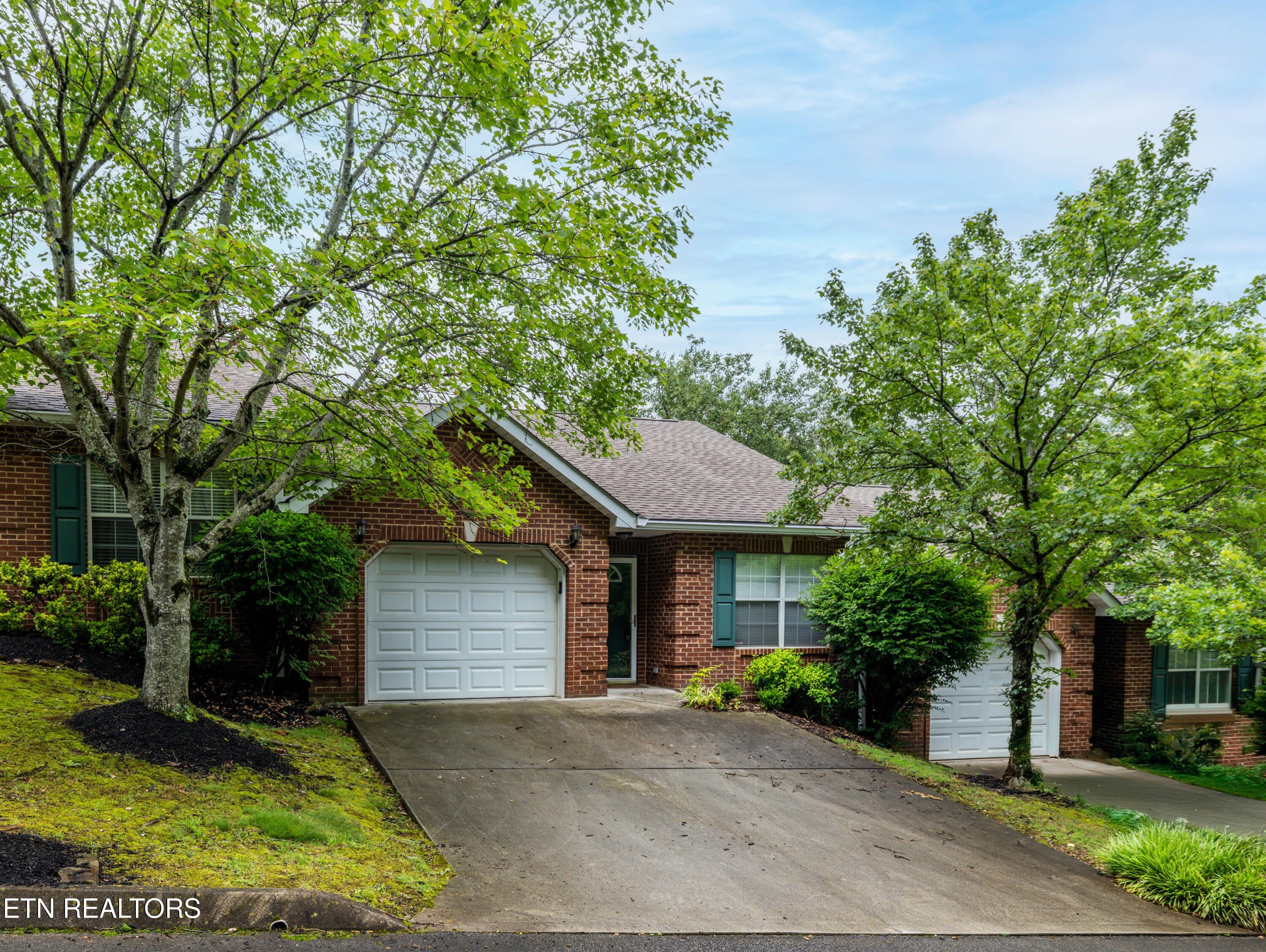 1315 Lucy Way – photo 1