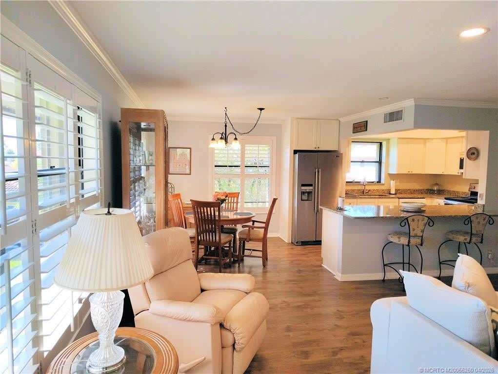 511 SW South River Drive – photo 2