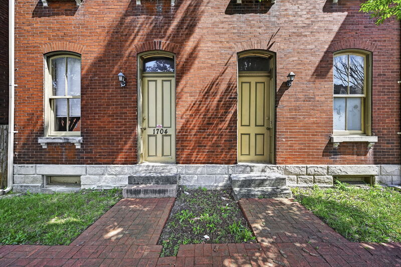 1704 S Tucker Blvd – photo 1