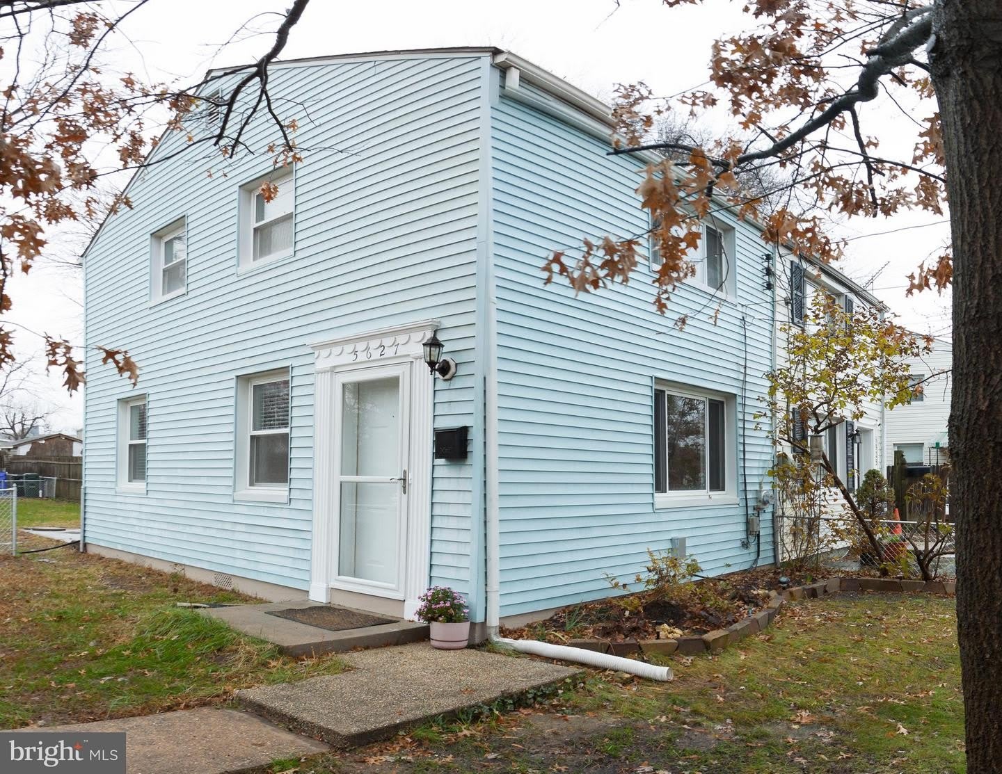 5627 8TH ST S – photo 1