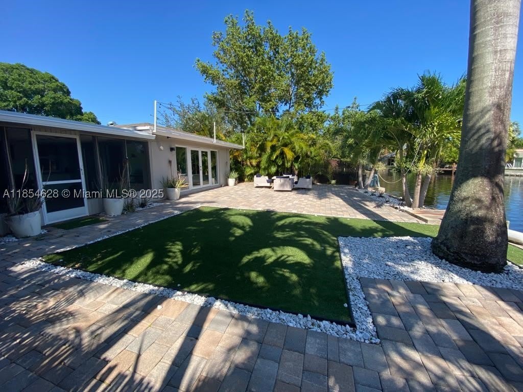 1350 NE 30th St – photo 5