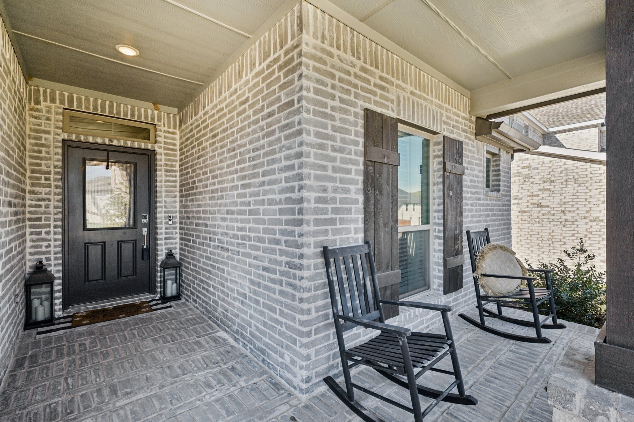 312 Scenic Point Drive – photo 2