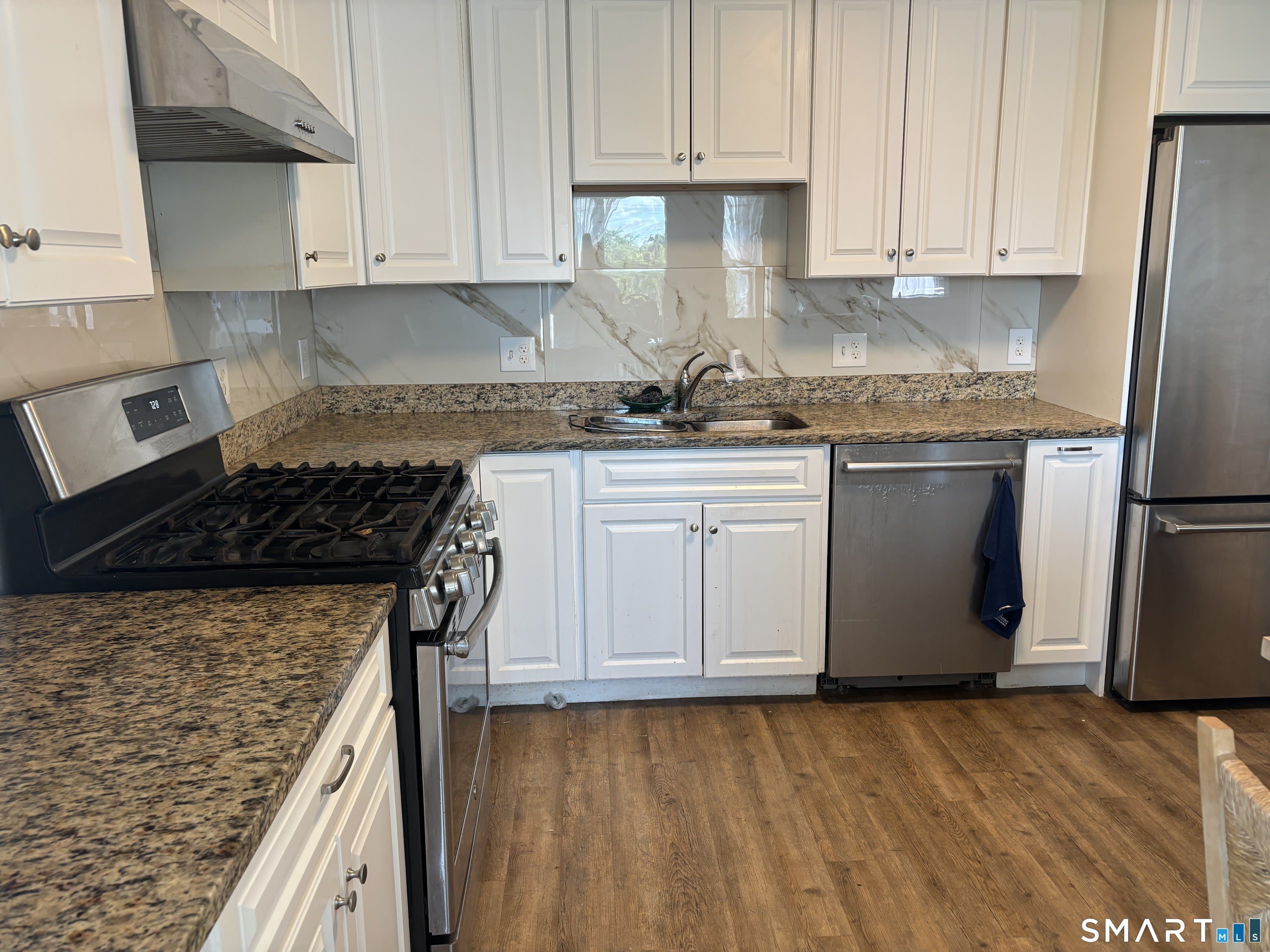 133 Harbor Close – photo 4