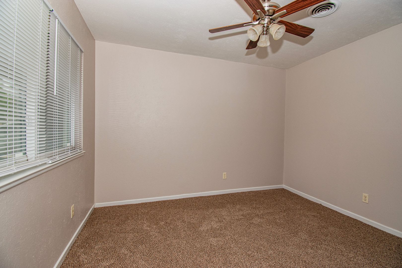 3400 Nashville- House – photo 5