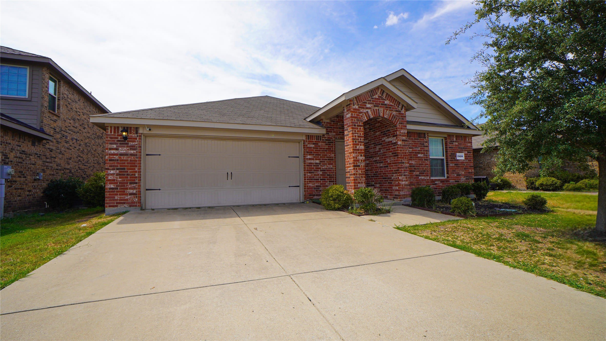 2520 Saldana Drive – photo 1