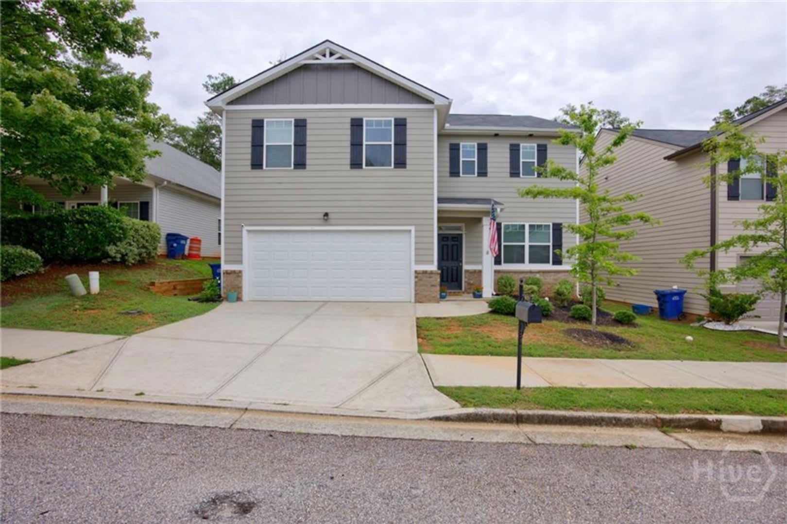 Welcome to 325 Park West Blvd – photo 1