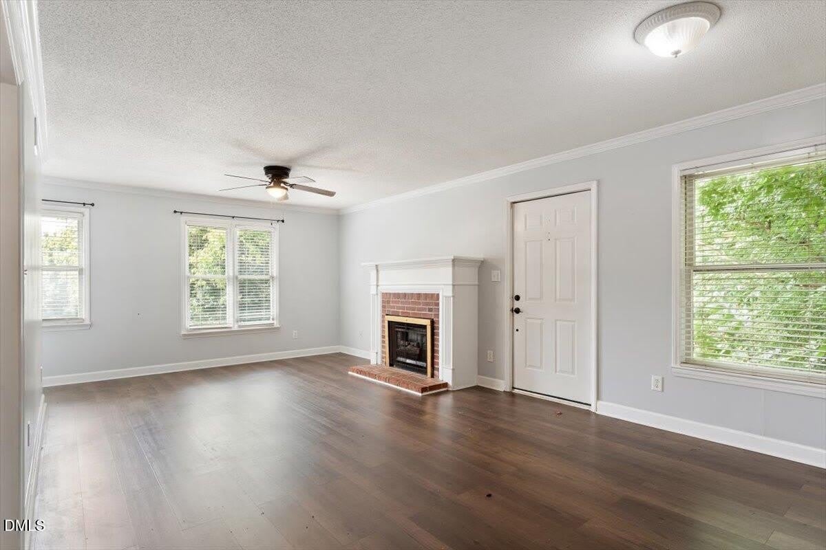 2306 Stafford Avenue – photo 3