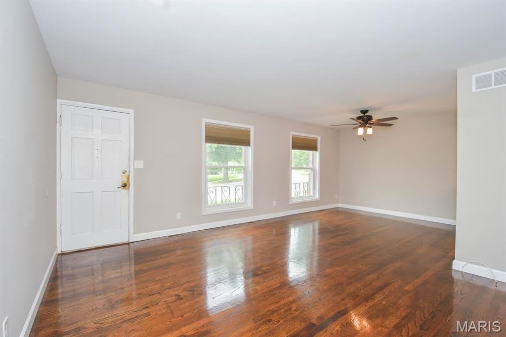 7359 Balson Avenue – photo 2