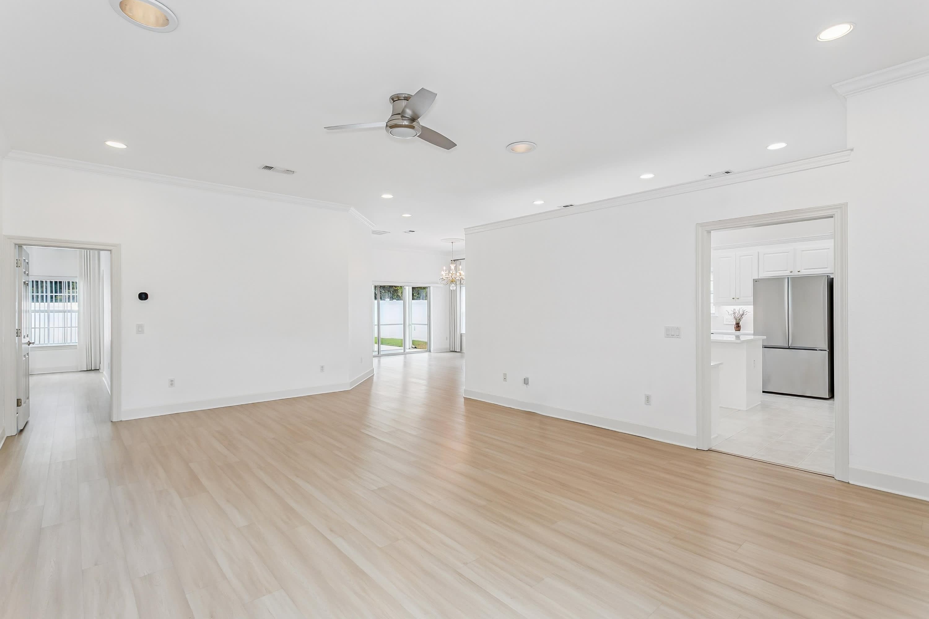 5930 Hermitage Drive – photo 5