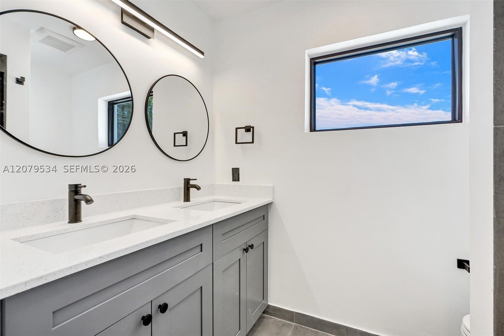 2255 NE 173rd St – photo 5