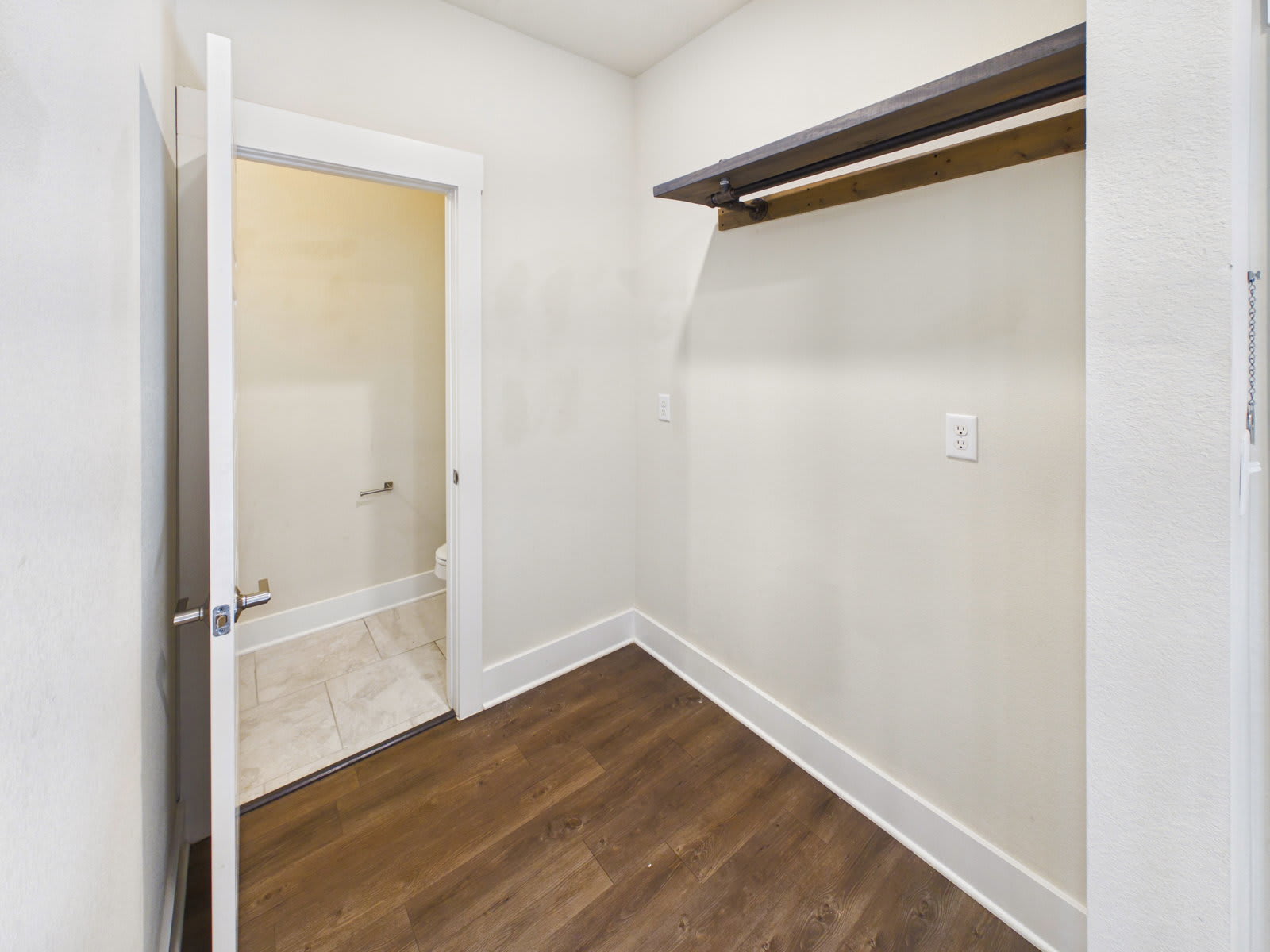 428 William D. Fitch Parkway – photo 4