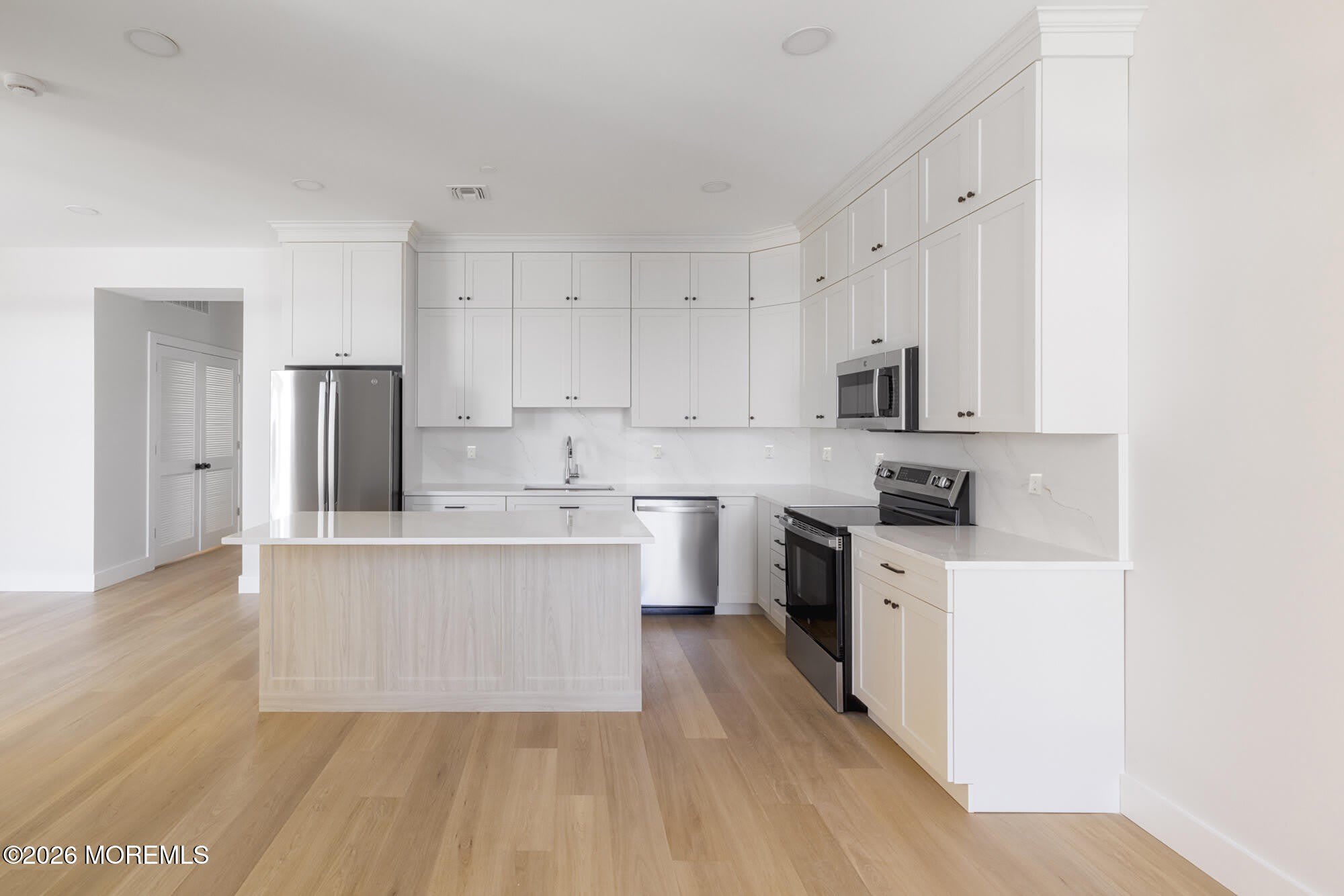 9 Wharf Avenue – photo 4