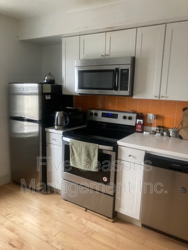 17 Drew Street – photo 2