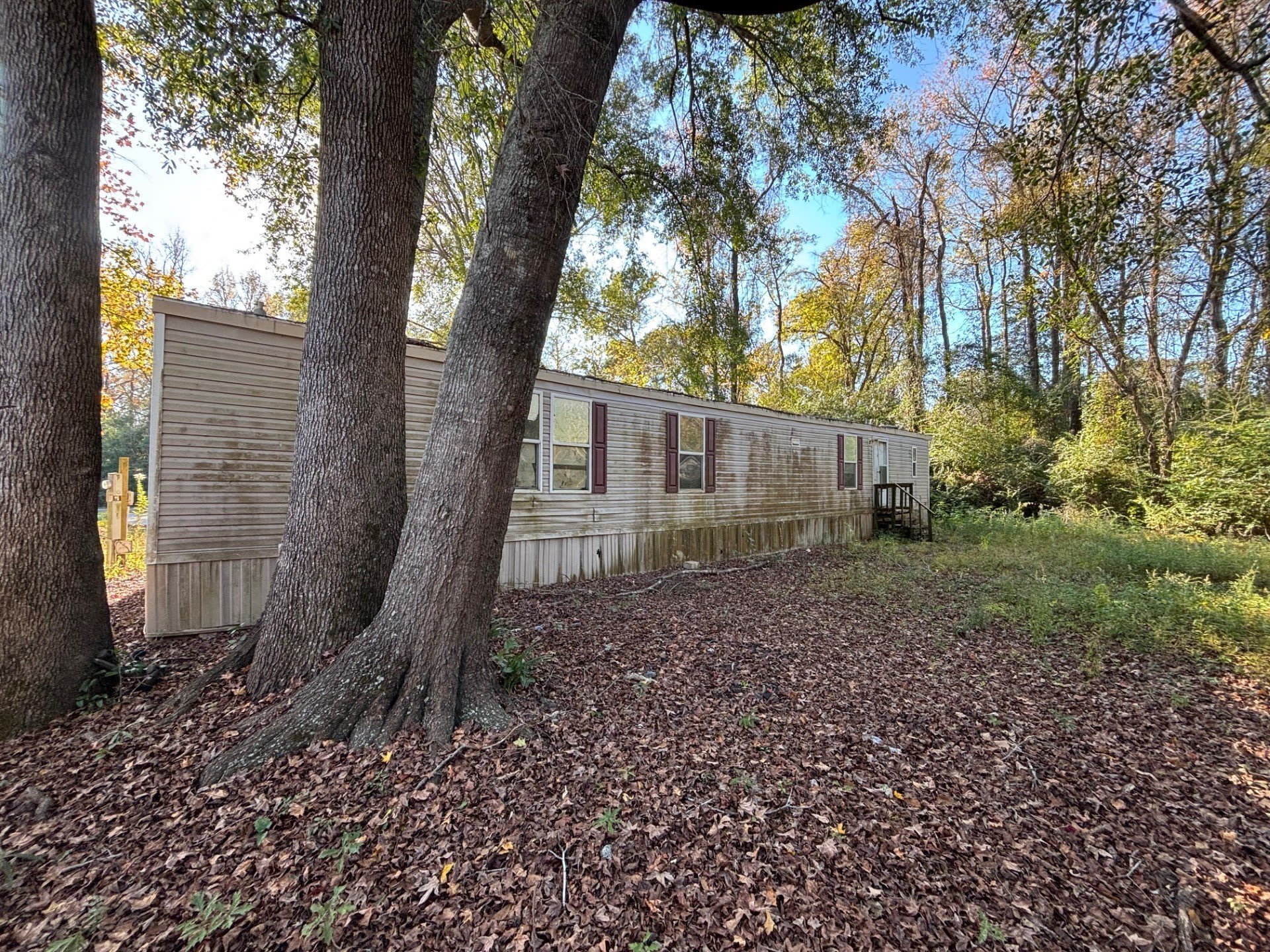 1233 Suncrest Circle – photo 2